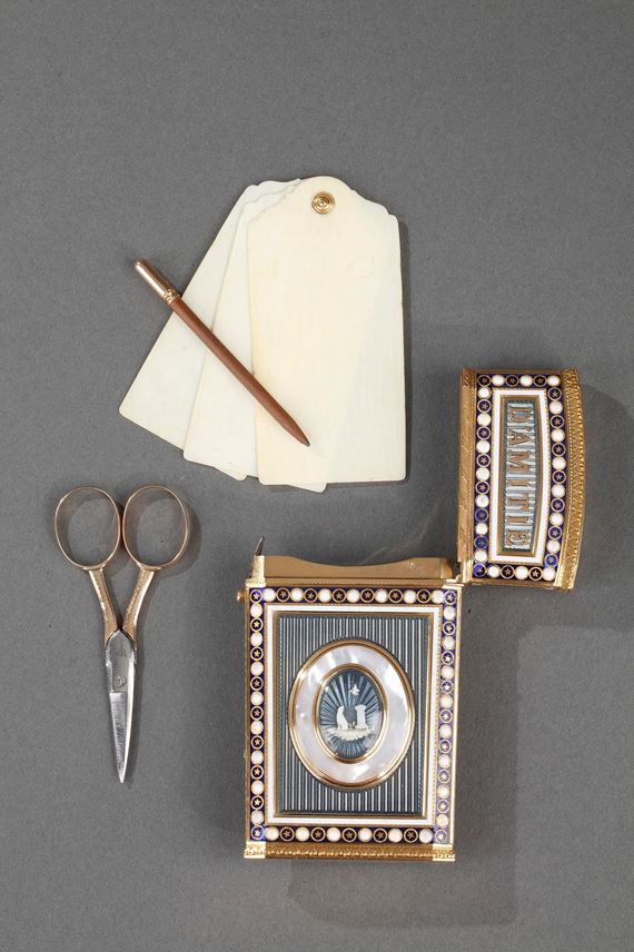 TABLET CASE IN GOLD WITH ENAMEL, MOTHER-OF-PEARL AND IVORY | MasterArt